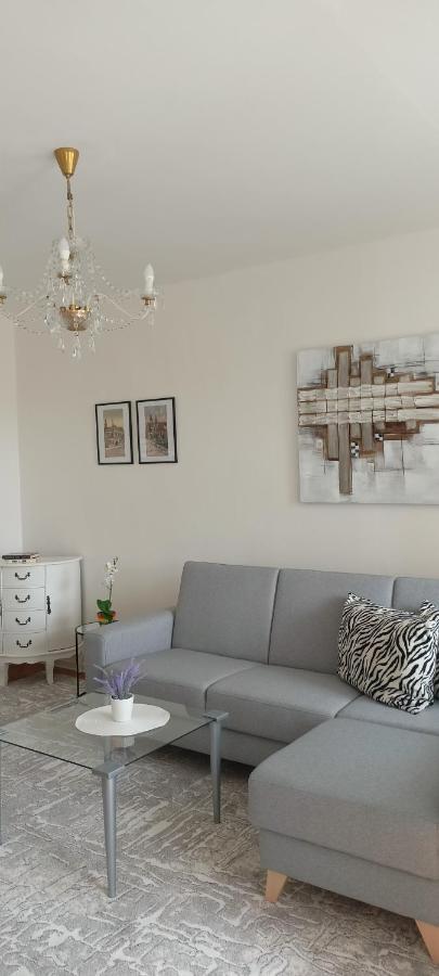 Ferienwohnung Prima Apartman Košice Exterior foto